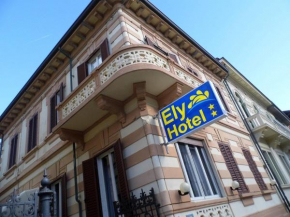 Отель Hotel Ely  Виареджо